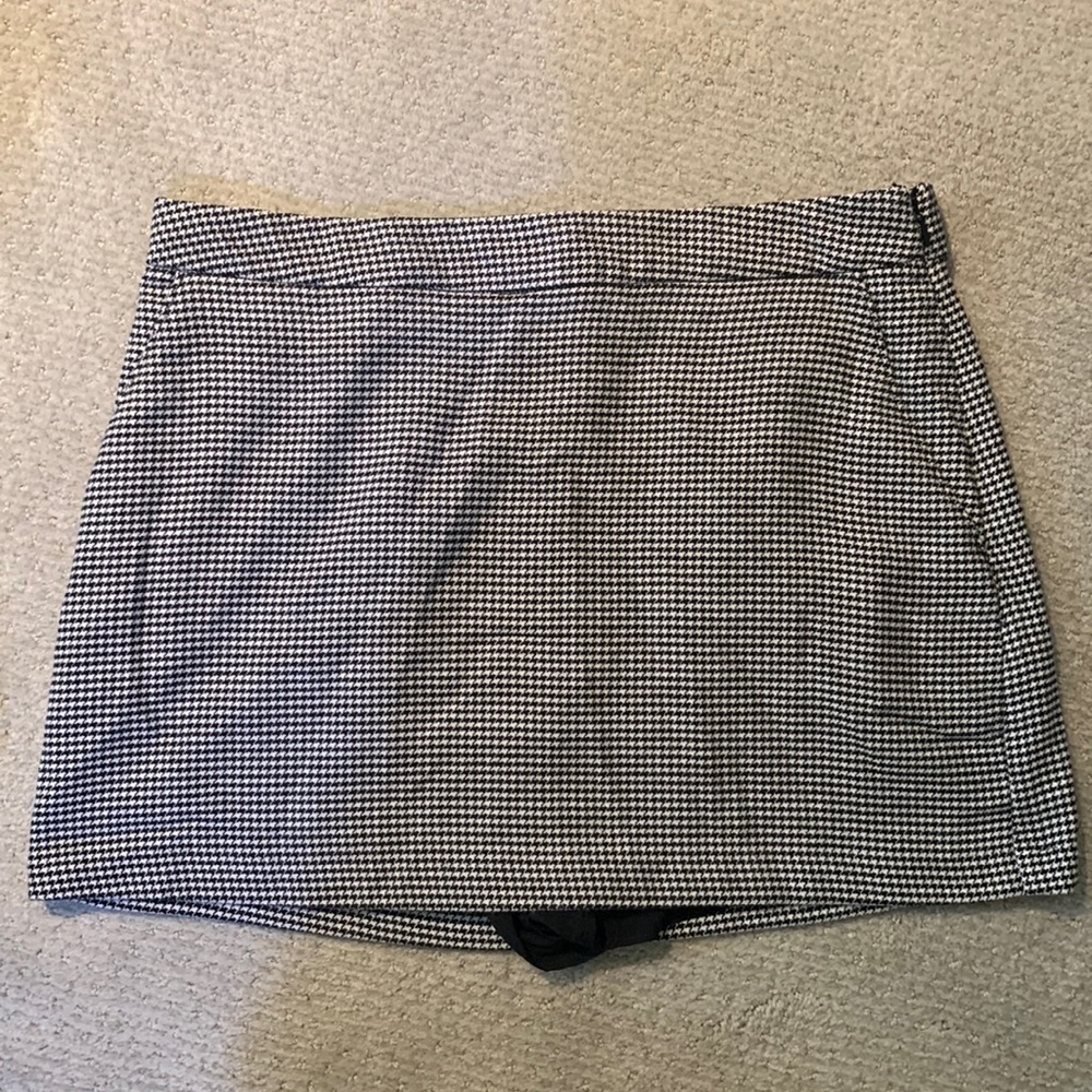 Abercrombie houndstooth mini skirt